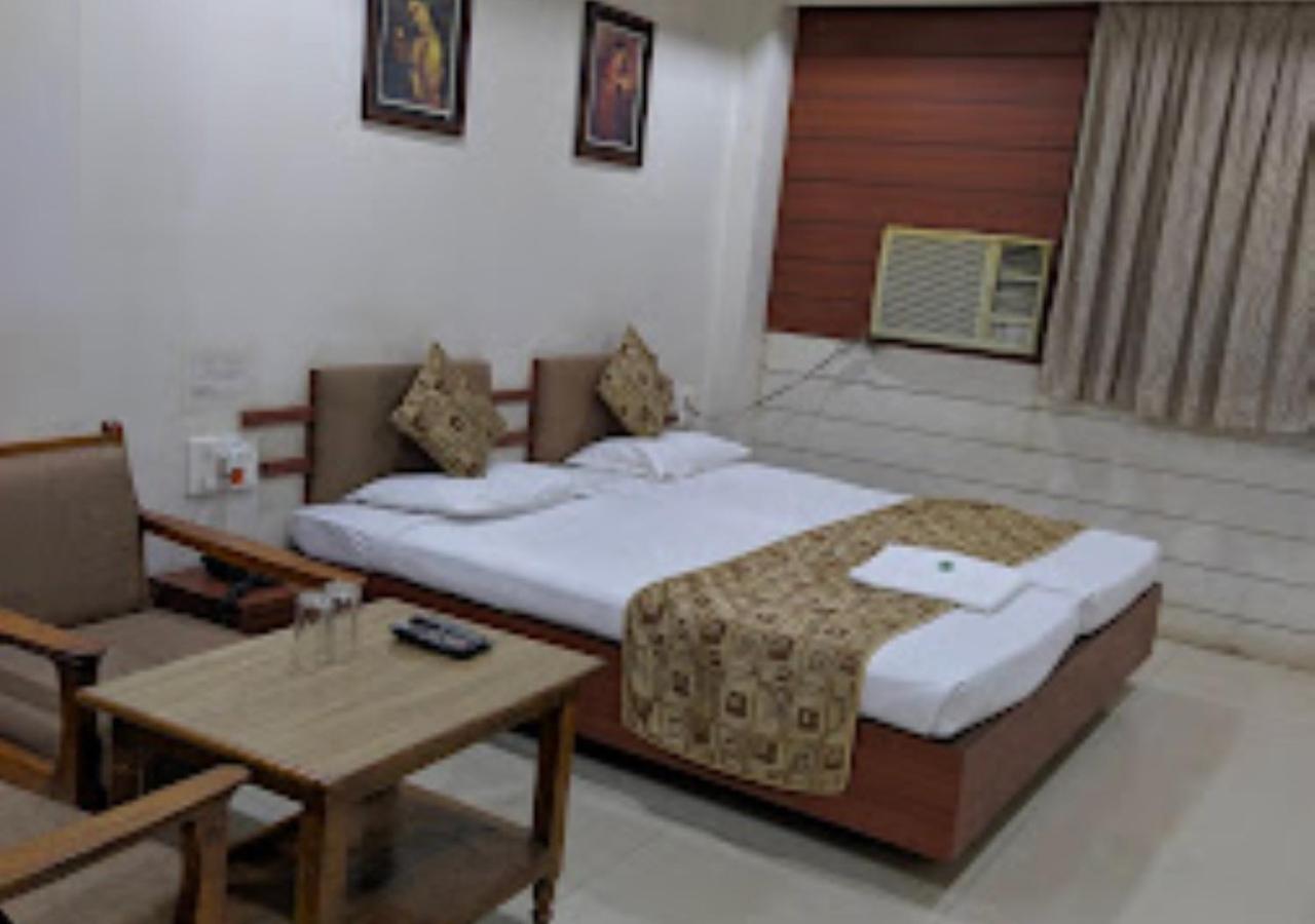 Hotel Mayur Restaurant Chandrapur Exteriér fotografie